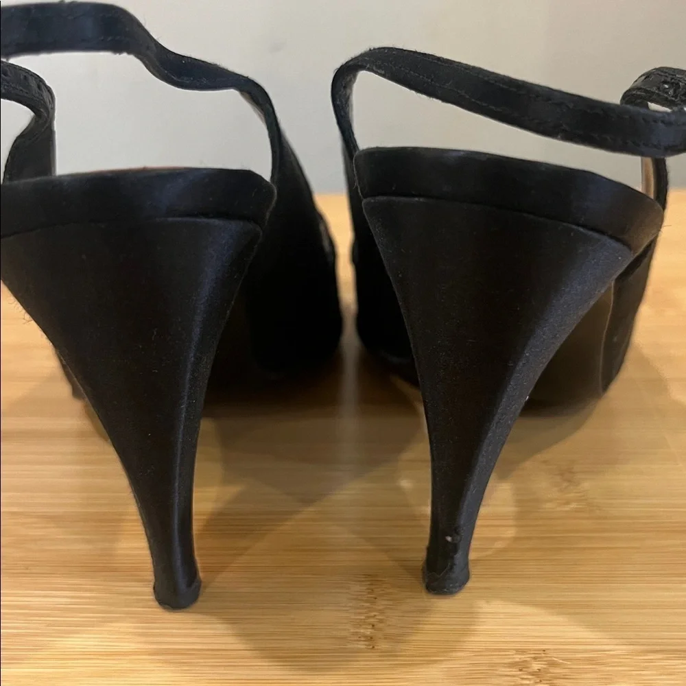 Vtg Stuart Weitzman for Martinique Satin Slingback 7.5 B